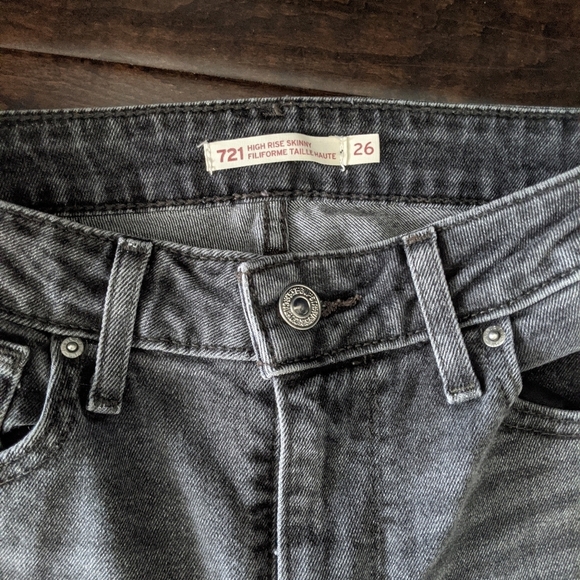 Distressed Grey Levi High Rise Skinny - Picture 6 of 8